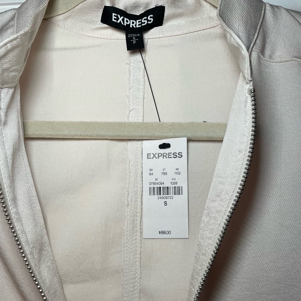 Express Jumpsuit - Picture 2 of 7